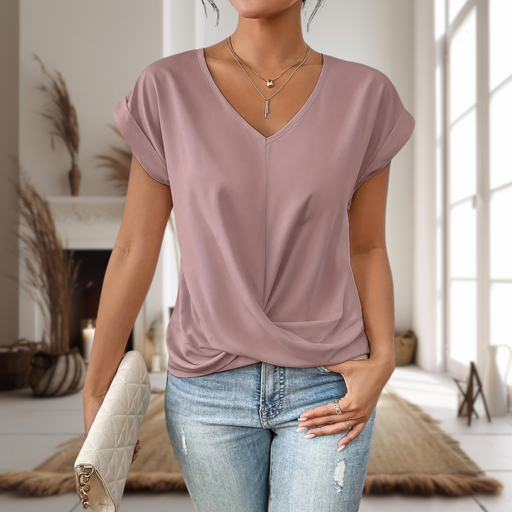 Joella - Casual Sweetheart Neck T-Shirt