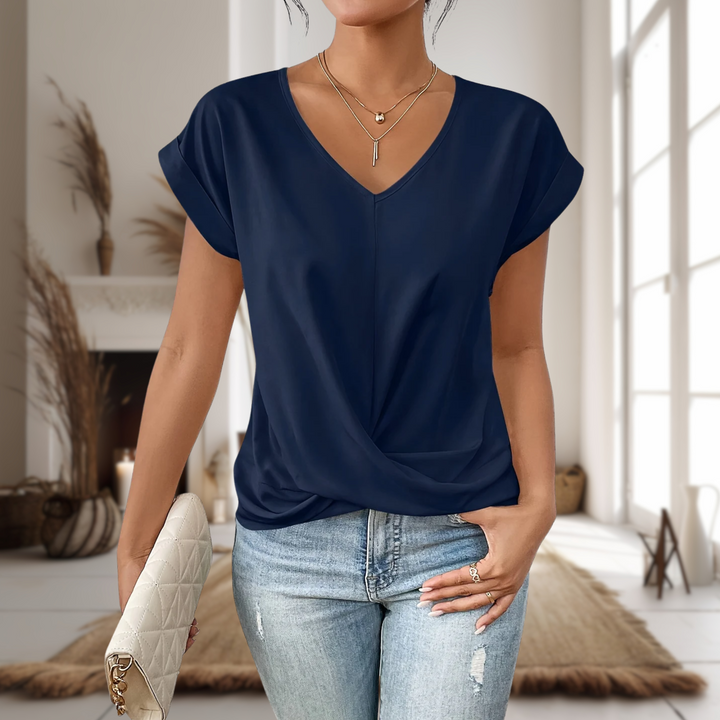 Joella - Casual Sweetheart Neck T-Shirt