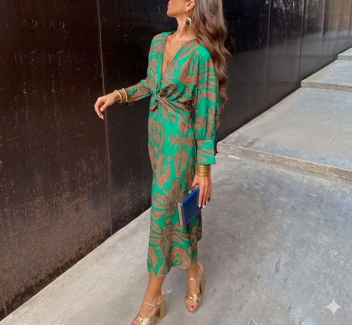 Isadora - Elegant Midi Dress with Timeless Charm