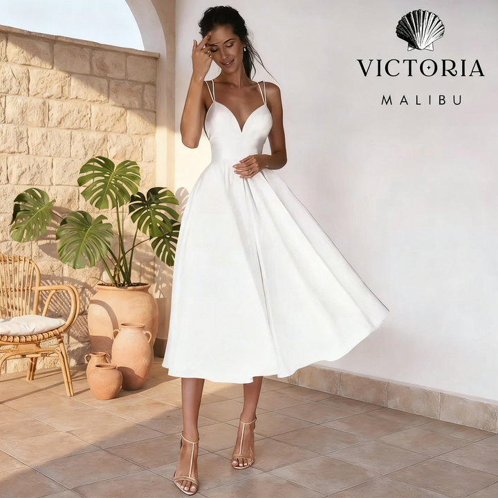 Elara - Graceful Minimalist Dress