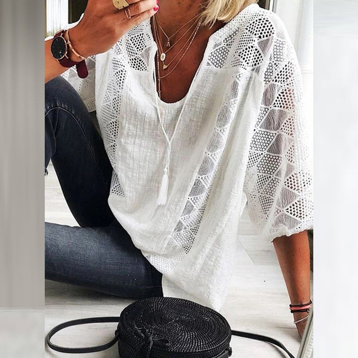 Auralee - Chic Accent Blouse