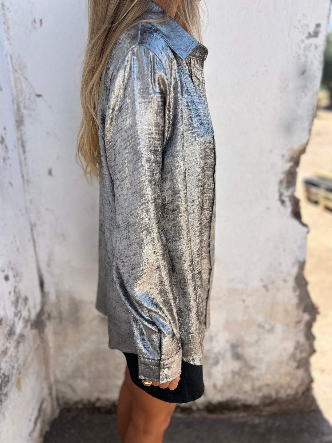 Loulou - Chic Shimmer Shirt