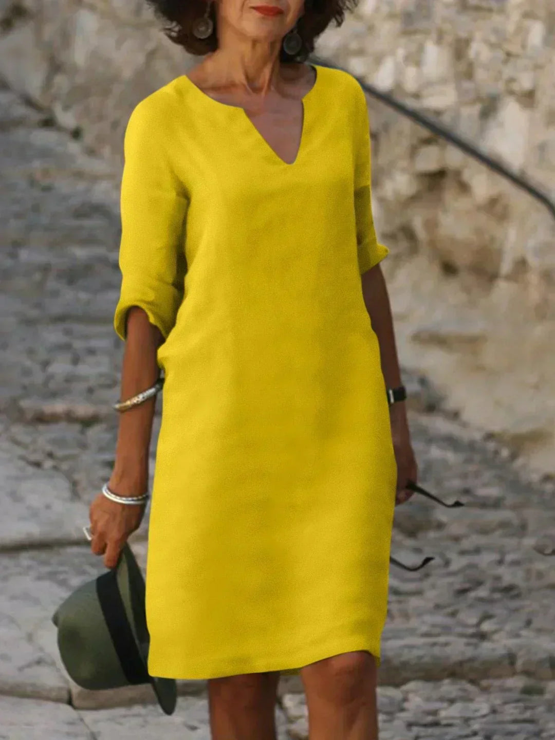 JULIA - Flattering Elegant Dress